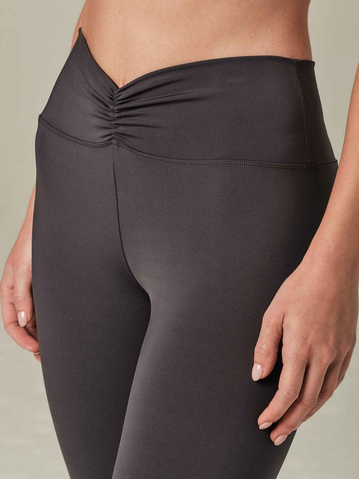 925Fit - Flex Mode Pant - Stone - Pilates Plus La Jolla - OHEY Boutique
