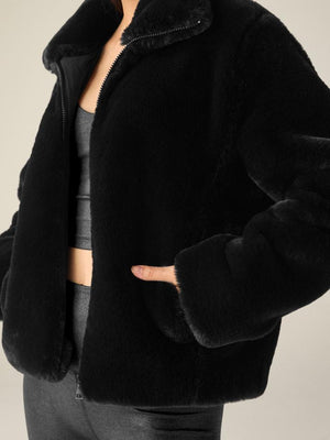 Beyond Yoga - On The List Faux Fur Jacket - Black