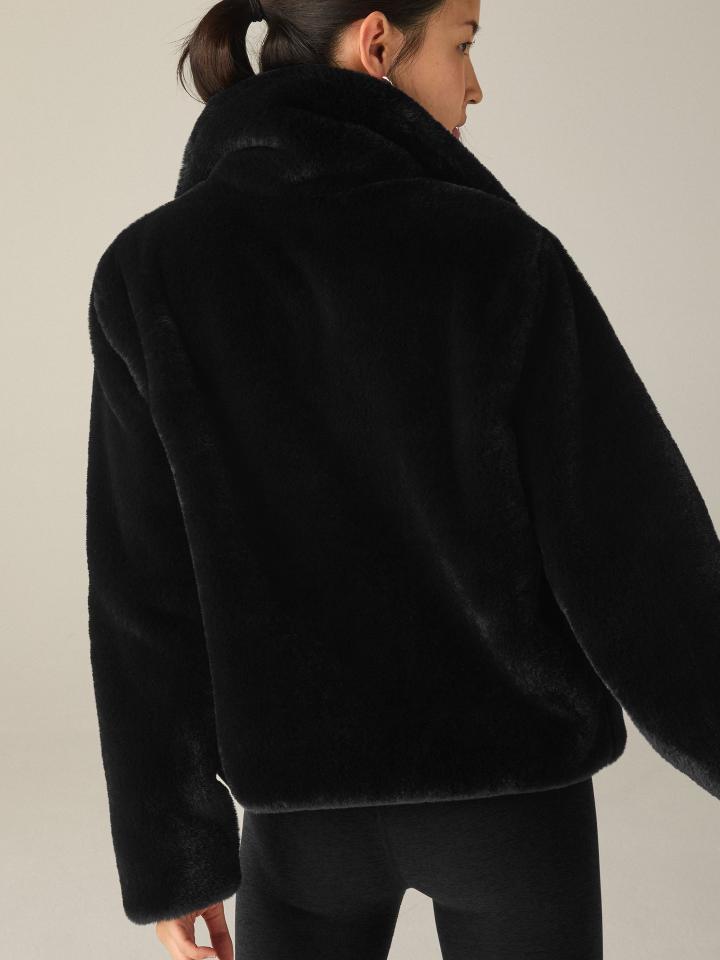 Beyond Yoga - On The List Faux Fur Jacket - Black