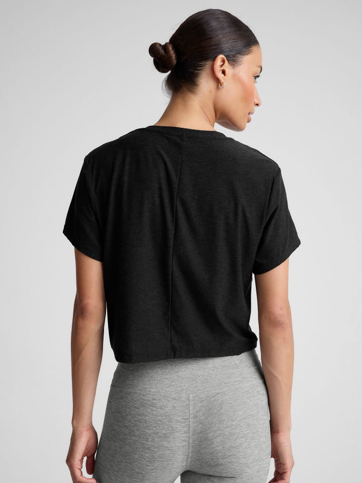 Beyond Yoga - Featherweight Supreme Cropped Tee - Darkest Night