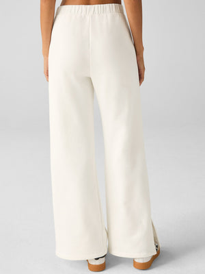 Beyond Yoga - LuxeFleece Wide Leg Pant - Fresh Snow - Pilates Plus La Jolla - OHEY Boutique