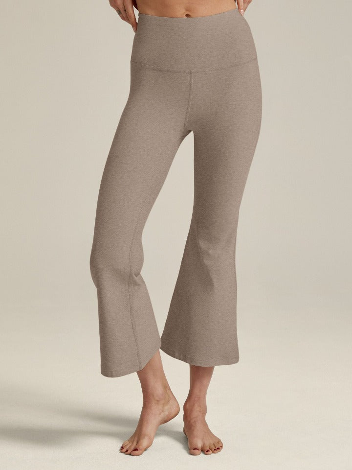 
            
                Load image into Gallery viewer, Beyond Yoga - Spacedye Retro Cropped Pant - Birch Heather - Pilates Plus La Jolla - OHEY Boutique
            
        