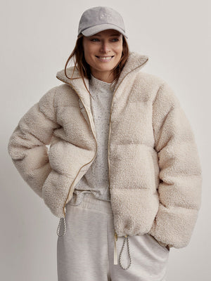 
            
                Load image into Gallery viewer, Varley - Wilkins Sherpa Puffer Jacket - Sandshell - Pilates Plus La Jolla - OHEY Boutique
            
        