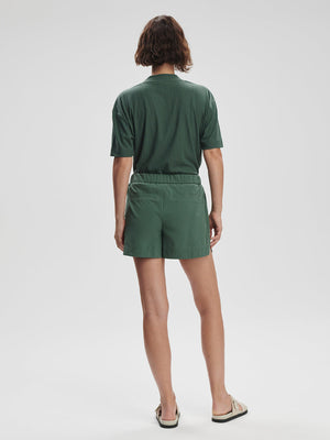 Varley - Nila Mid Rise Short - Cilantro - Pilates Plus La Jolla - OHEY Boutique