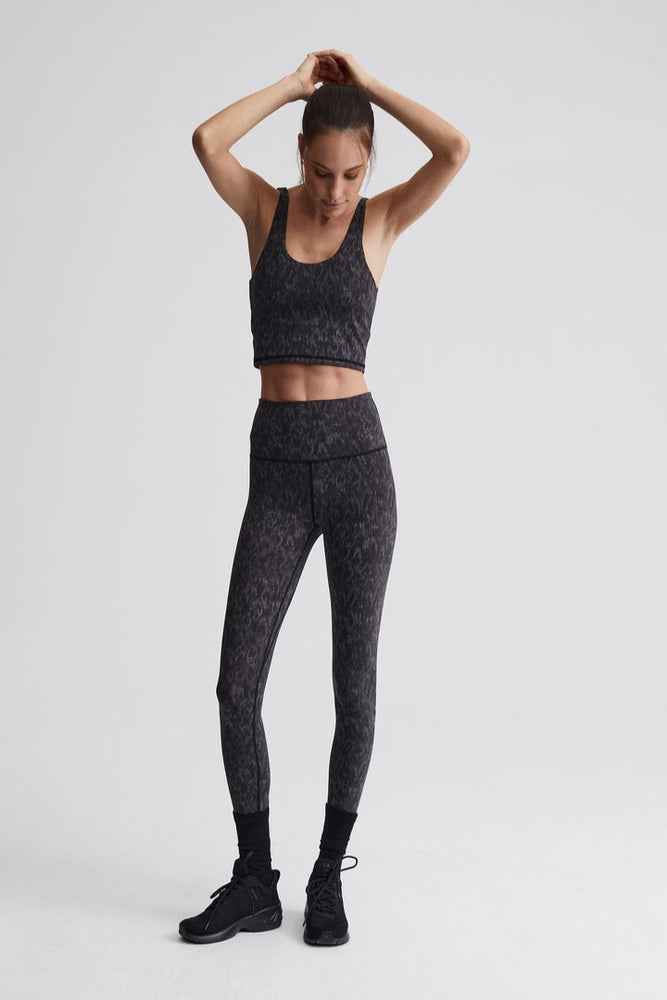 
            
                Load image into Gallery viewer, Varley - Let&amp;#39;s Go High Rise Legging 25 - Monochrome Cheetah - Pilates Plus La Jolla - OHEY Boutique
            
        